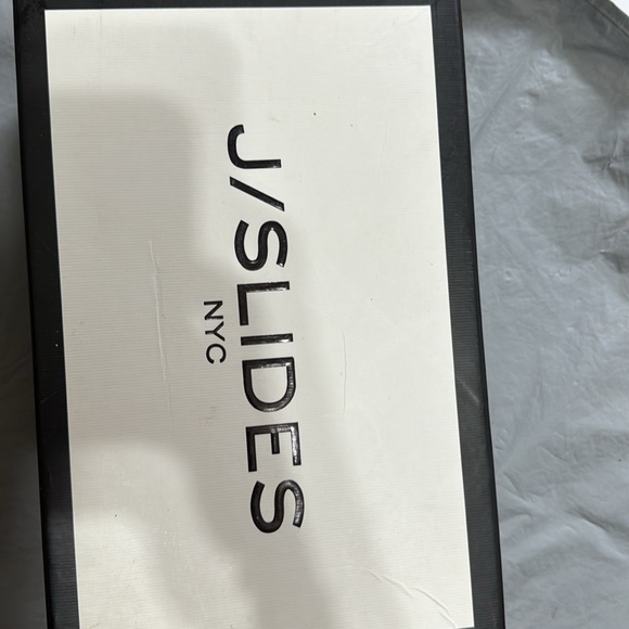 J/Slides Women’s Metallic Tassel Aria Slip-On Suede Sneake Size 7.5 M - Bronze - Picture 7 of 8